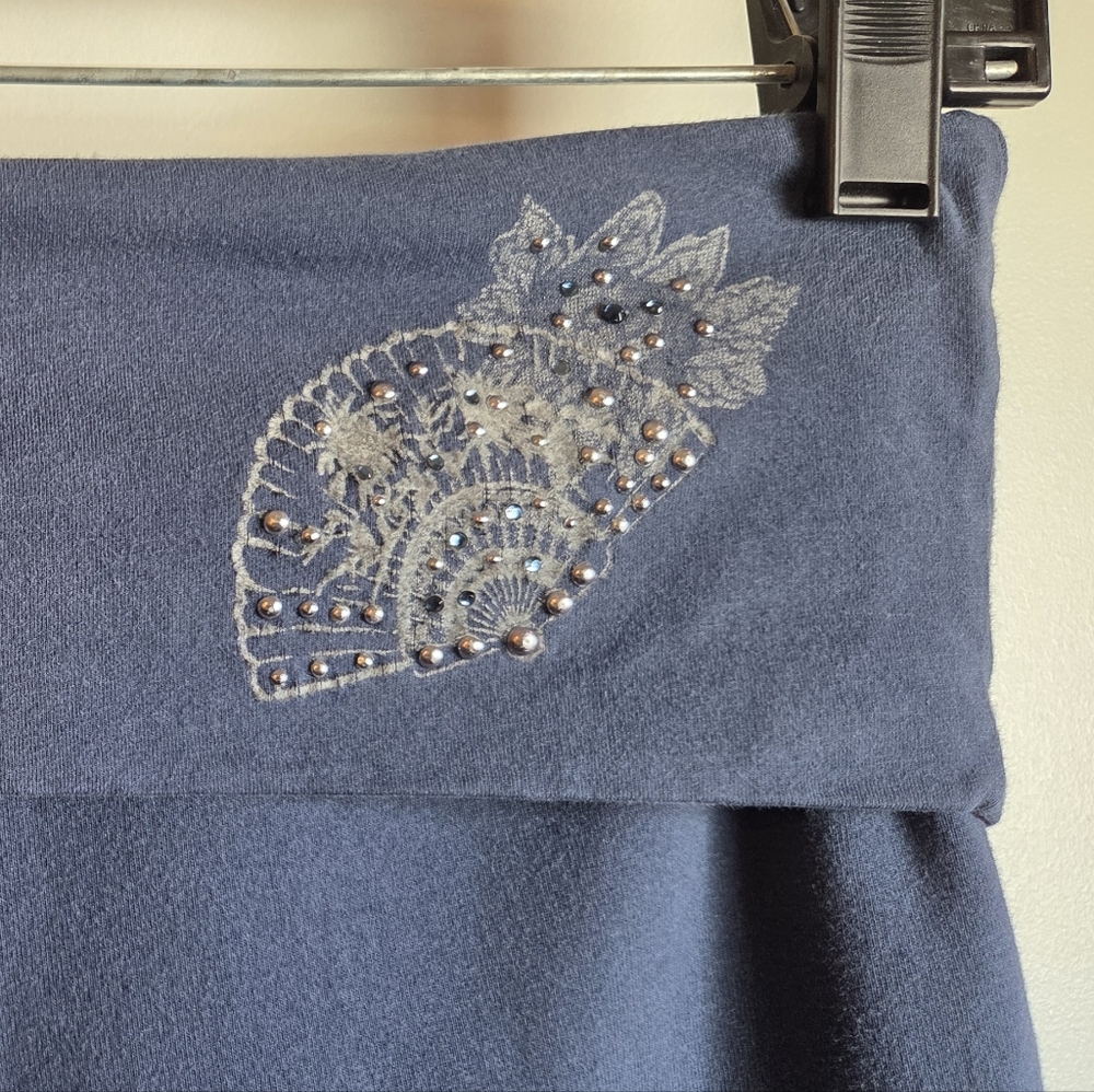 Yogi Navy Blue Embellished Hoodie and Short Set Sz S/M - Picture 3 of 14
